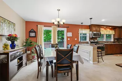 41 Lane Street, Lindenhurst, NY 11757 - Photo 18