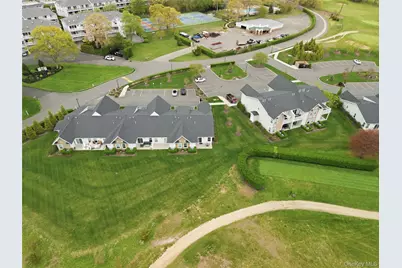 1105 Fox Hill Drive #1105, Calverton, NY 11933 - Photo 16