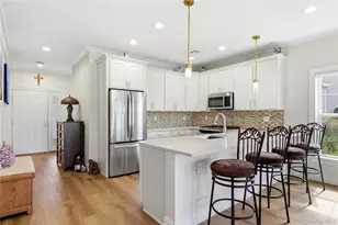 1105 Fox Hill Dr, Calverton, NY 11933 - Photo 4