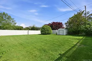 335 Twin Ln S, Wantagh, NY 11793 - Photo 34
