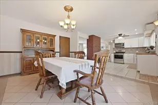 335 Twin Ln S, Wantagh, NY 11793 - Photo 8