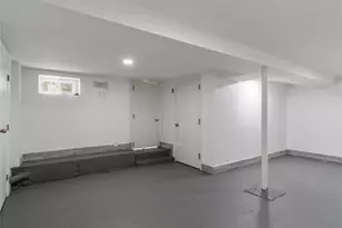 21-52 48th St, Astoria, NY 11105 - Photo 20