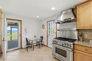 196 Old Field Rd, Setauket, NY 11733 - Photo 12