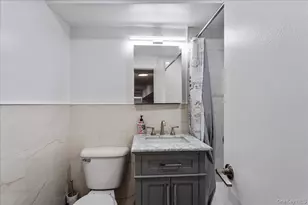 139-15 83rd Ave, Briarwood, NY 11435 - Photo 10