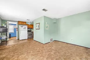 1 Beverly Rd, Glen Cove, NY 11542 - Photo 16