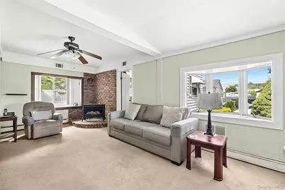 1 Beverly Road, Glen Cove, NY 11542 - Photo 4