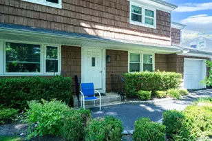 31 Crooked Hill Rd, Huntington, NY 11743 - Photo 4