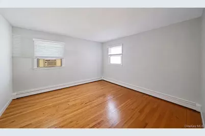 31 Crooked Hill Road, Huntington, NY 11743 - Photo 12