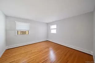 31 Crooked Hill Rd, Huntington, NY 11743 - Photo 12