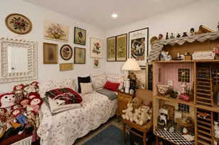 6 Snowbird Ln, Levittown, NY 11756 - Photo 8