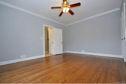 6 Midland Gardens #3D, Bronxville, NY 10708 - Photo 16