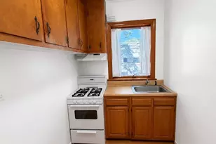 1246 72nd St, Brooklyn, NY 11228 - Photo 8