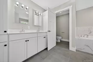 21 Harcourt Cosman Dr, Newburgh, NY 12550 - Photo 30