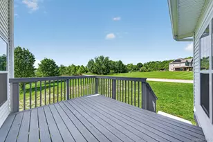 21 Harcourt Cosman Dr, Newburgh, NY 12550 - Photo 44