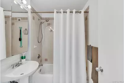 4-74 48th Avenue #4G, Long Island City, NY 11109 - Photo 10
