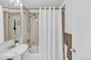 4-74 48th Ave, Long Island City, NY 11109 - Photo 10