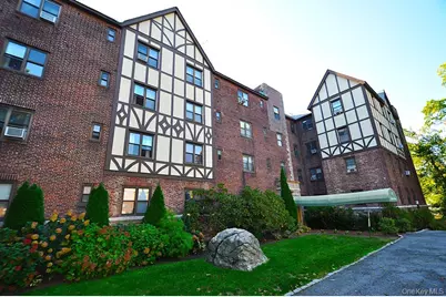 120 Stonelea Place #3M, New Rochelle, NY 10801 - Photo 2