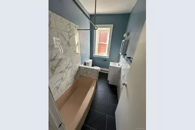 1577 Park Avenue #3rd Flr, Bridgeport, CT 06604 - Photo 4