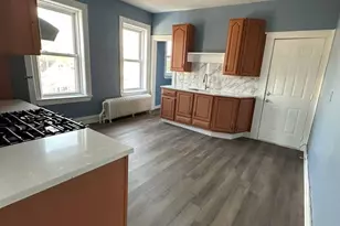 1577 Park Ave, Bridgeport, CT 06604 - Photo 2