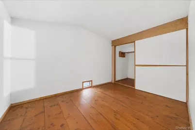 329 Railroad Avenue, Center Moriches, NY 11934 - Photo 38