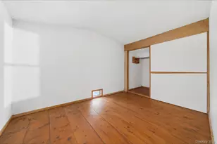 329 Railroad Ave, Center Moriches, NY 11934 - Photo 38