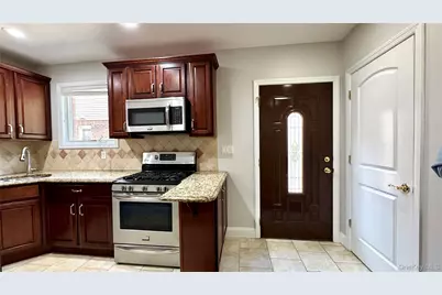 5839 196th Place, Fresh Meadows, NY 11365 - Photo 12