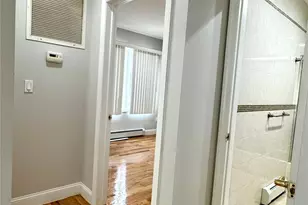 58-39 196th Pl, Fresh Meadows, NY 11365 - Photo 6
