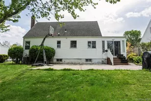 2687 Fox Rd, Baldwin, NY 11510 - Photo 8