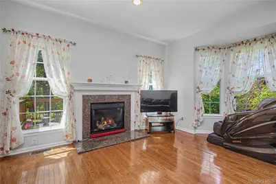 760 Huntington Drive, Fishkill, NY 12524 - Photo 14