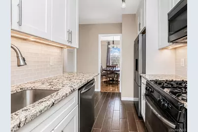 250 Garth Rd #5J3, Scarsdale, NY 10583 - Photo 1