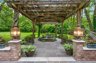 1 Springwood Path, Syosset, NY 11791 - Photo 36