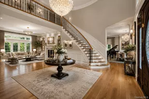 1 Springwood Path, Syosset, NY 11791 - Photo 4
