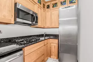 330 E 49th St, New York, NY 10017 - Photo 4
