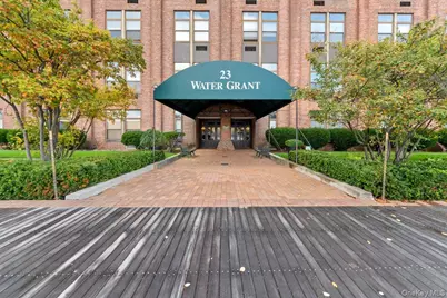 23 Water Grant Street #2N, Yonkers, NY 10701 - Photo 1