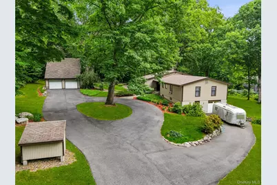 176 Route 118, Yorktown Heights, NY 10598 - Photo 1
