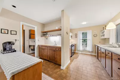 176 Route 118, Yorktown Heights, NY 10598 - Photo 14