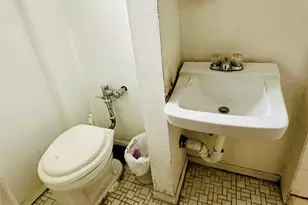33-33 72nd St, Jackson Heights, NY 11372 - Photo 18