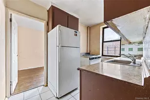 2830 Briggs Ave, Bronx, NY 10458 - Photo 10