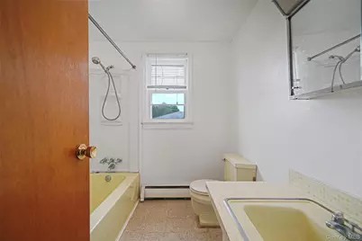 75 Barnum Street, West Babylon, NY 11704 - Photo 20