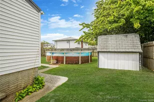 75 Barnum St, West Babylon, NY 11704 - Photo 28