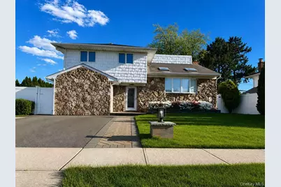 62 Summit Street, Hicksville, NY 11801 - Photo 1