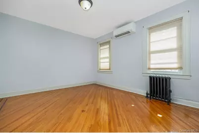 11458 198th Street, Jamaica, NY 11412 - Photo 8