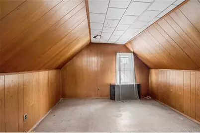 1043 Thomas Avenue, Baldwin, NY 11510 - Photo 14