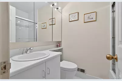 240-17 Oak Park Drive #73A, Douglaston, NY 11362 - Photo 18