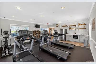 240-17 Oak Park Drive #73A, Douglaston, NY 11362 - Photo 34
