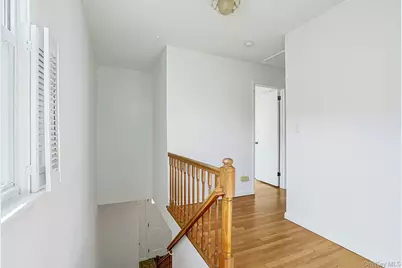 106 Alexander Avenue, White Plains, NY 10606 - Photo 16