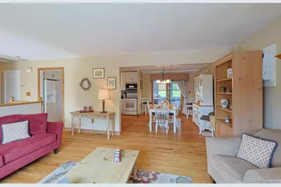 11 Alden Court, Fishkill, NY 12524 - Photo 8