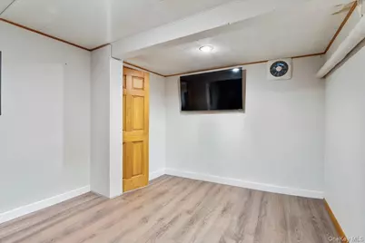 6928 Woodhaven Boulevard, Rego Park, NY 11374 - Photo 22