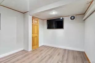 69-28 Woodhaven Blvd, Rego Park, NY 11374 - Photo 22