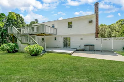 15 Peters Lane, Port Jefferson Station, NY 11776 - Photo 16
